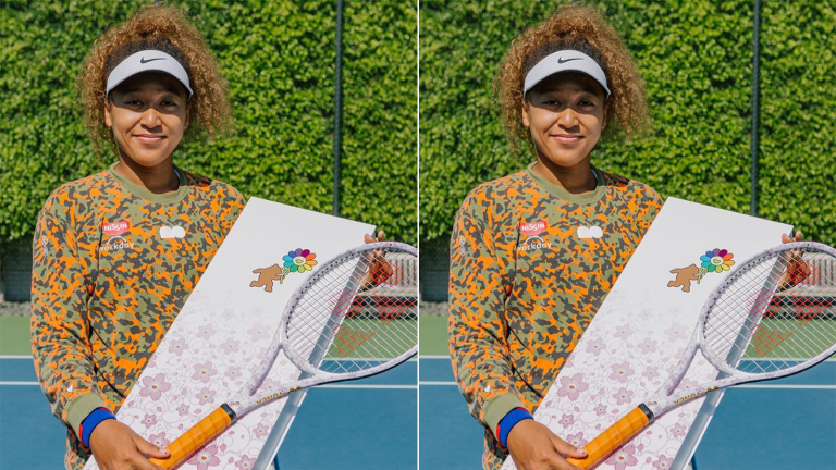 découvrez comment naomi osaka séduit le monde du tennis par ses exploits exceptionnels et son talent remarquable sur le court.
