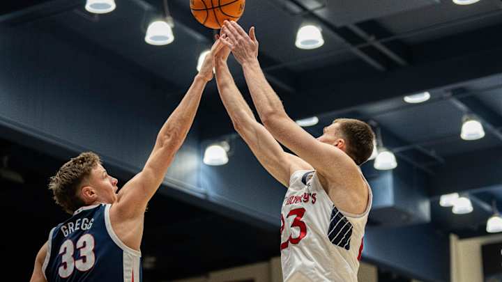 découvrez la rivalité intense entre gonzaga et saint mary’s, deux équipes emblématiques du basketball universitaire, marquée par des matchs passionnants et une compétition historique.