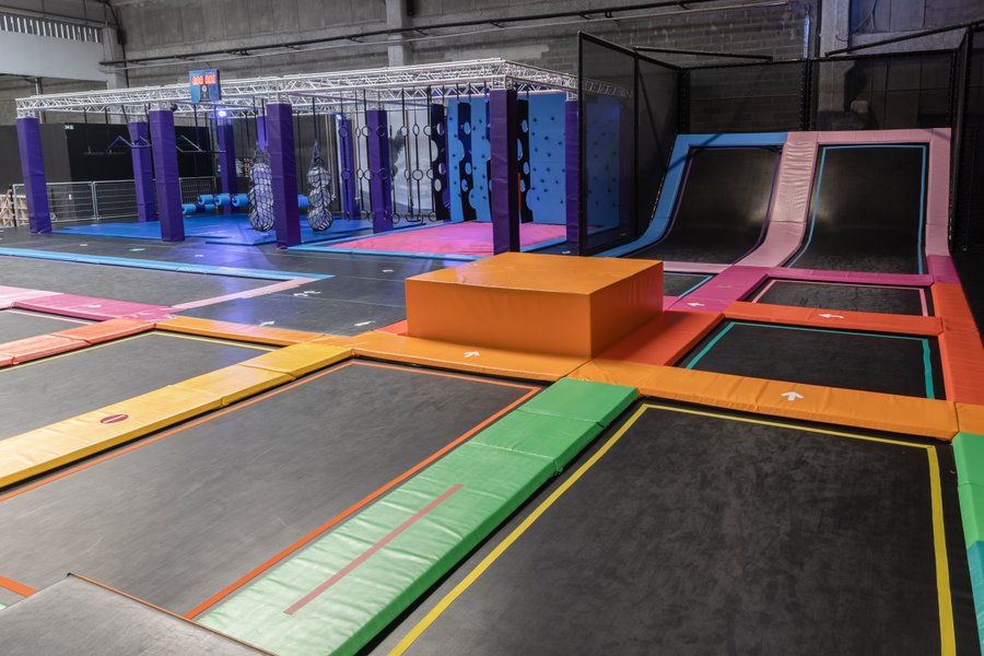 découvrez le lien surprenant entre le trampoline et le succès de gage cooper d'andale, une histoire inspirante pleine de passion et de persévérance.